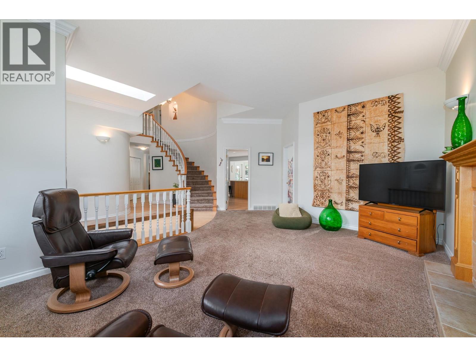 492 Carona Crescent - 11