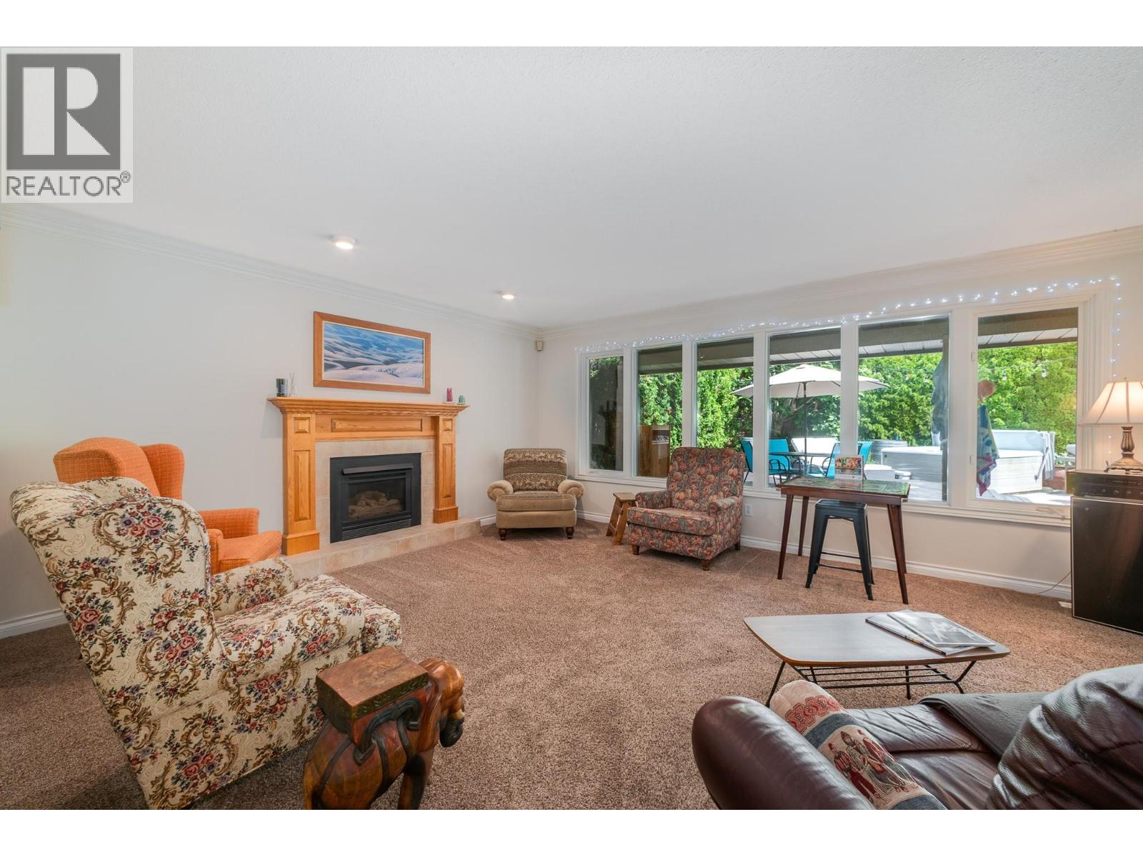 492 Carona Crescent - 21