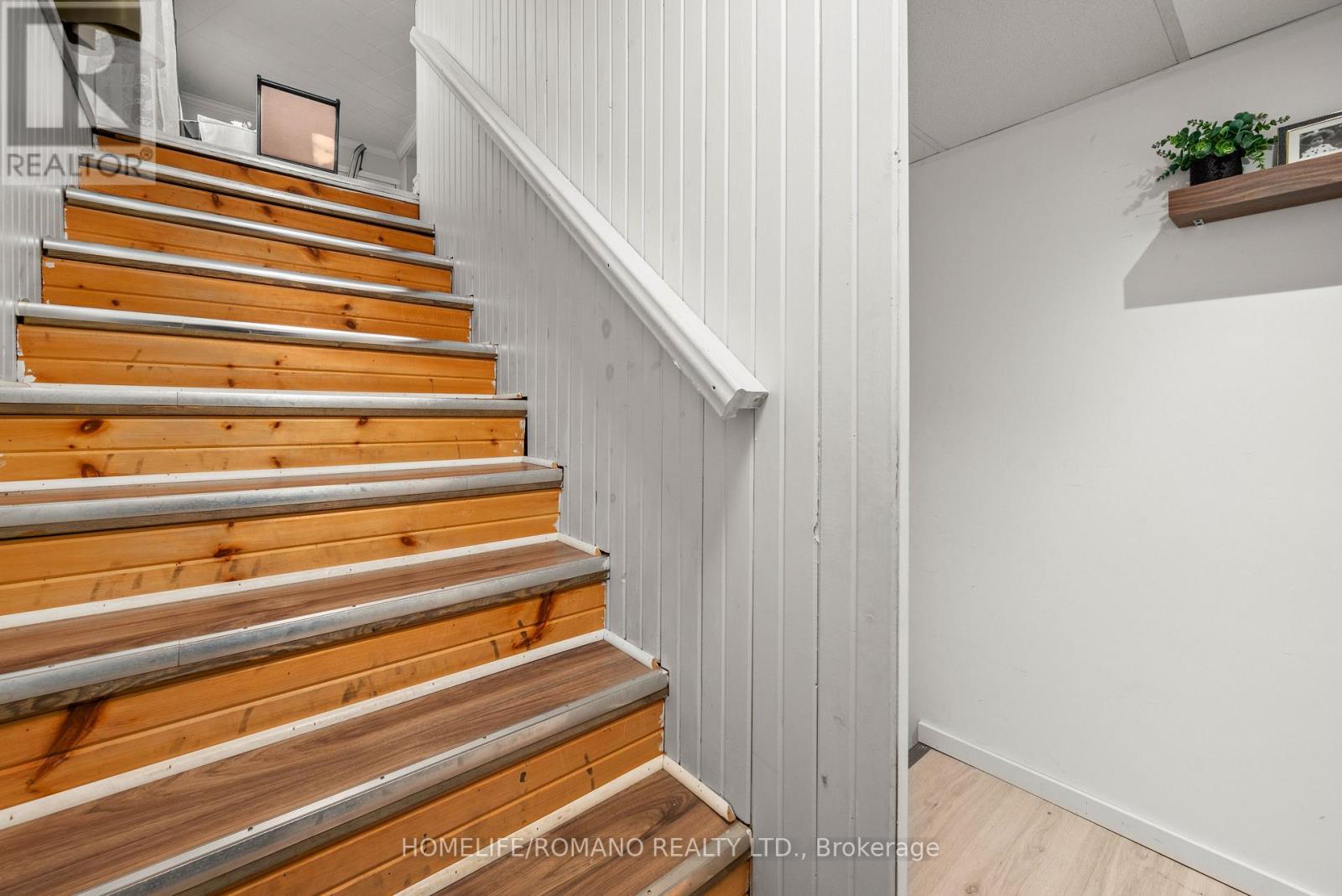 15 PLEASURE STREET - 25