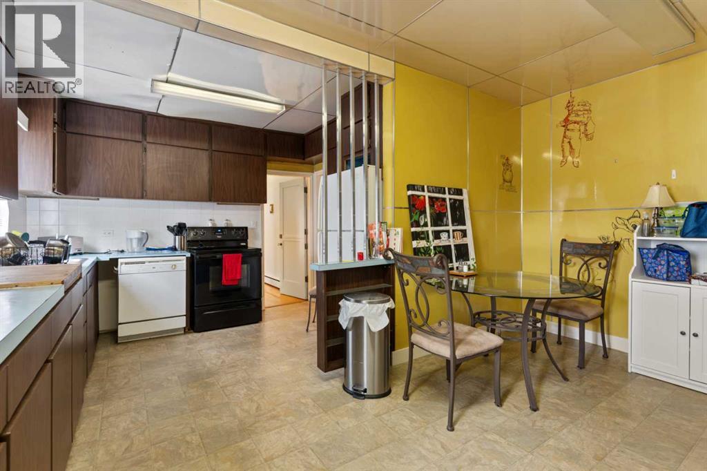 4714 48 Street - 5