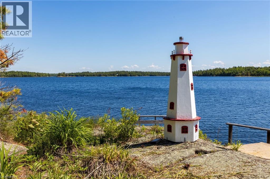 1 B254 Island - 17