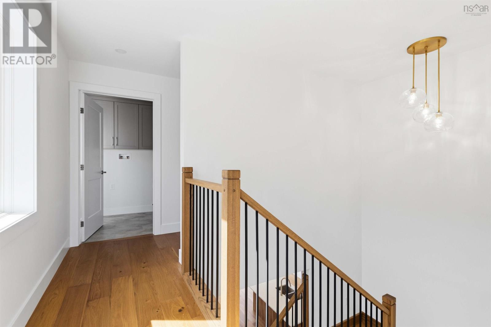 LW02 208 Lewis Drive - 22
