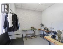 5109 Kingsway, Burnaby, BC V5H2E6 Photo 6