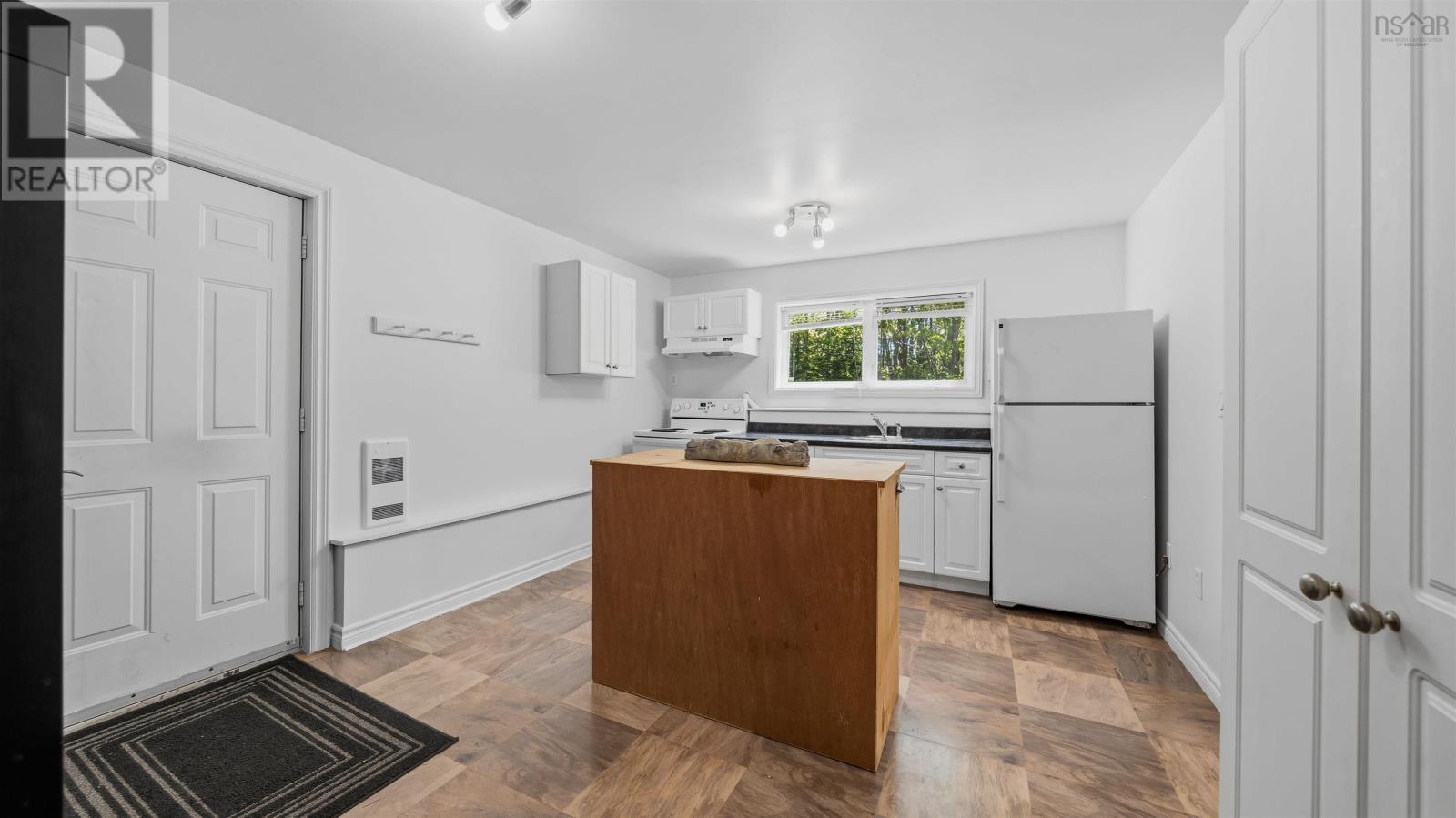 Property 32 of 48 of 42 Oceanbreeze Avenue