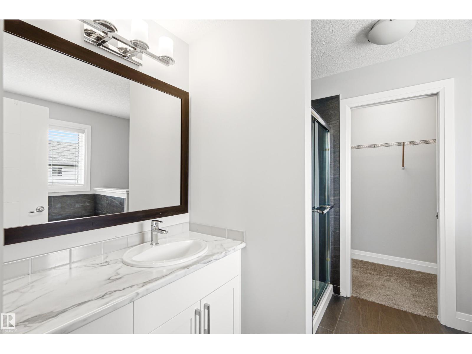 102 MEADOWLAND WY - 17