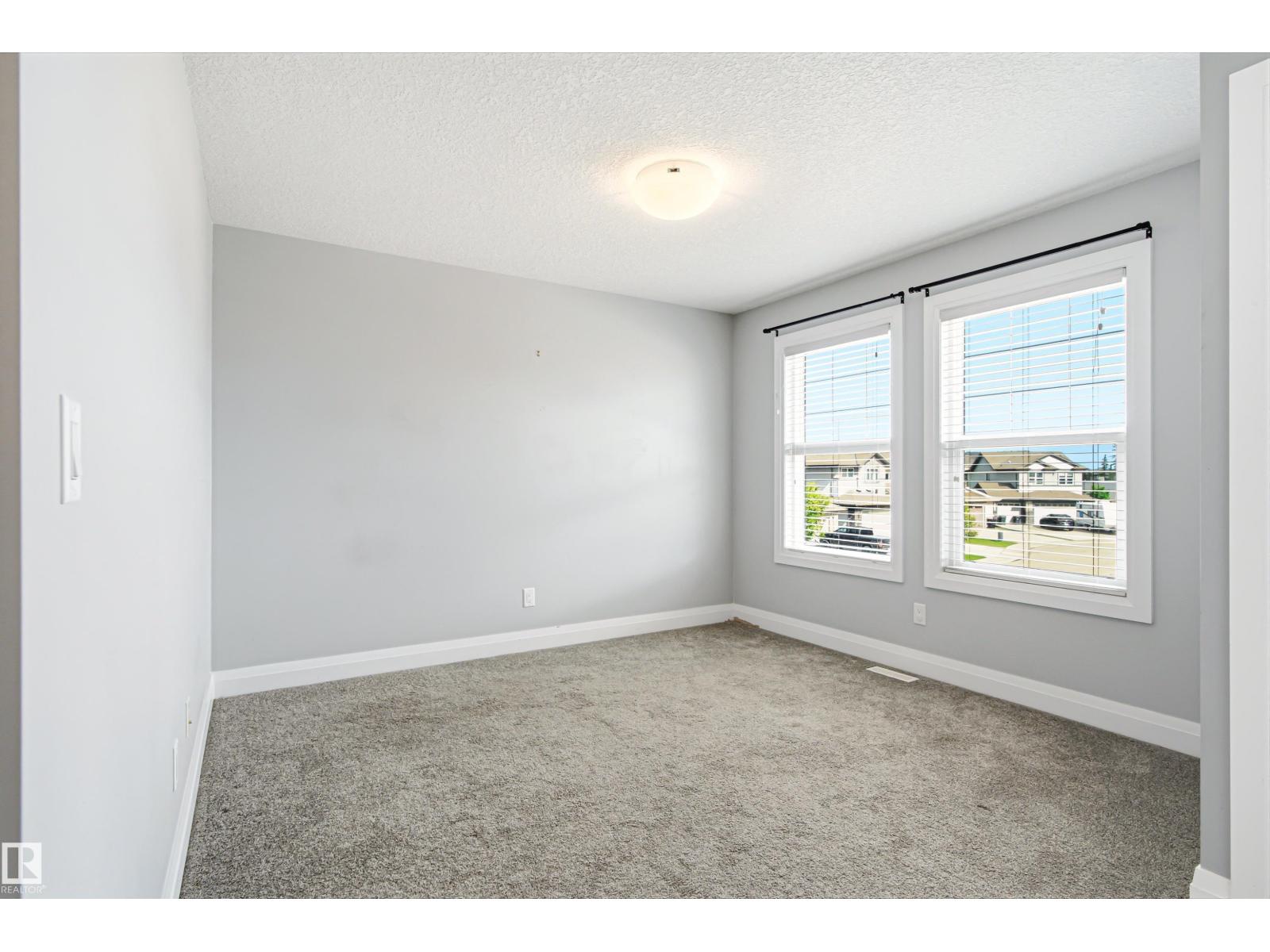 102 MEADOWLAND WY - 27