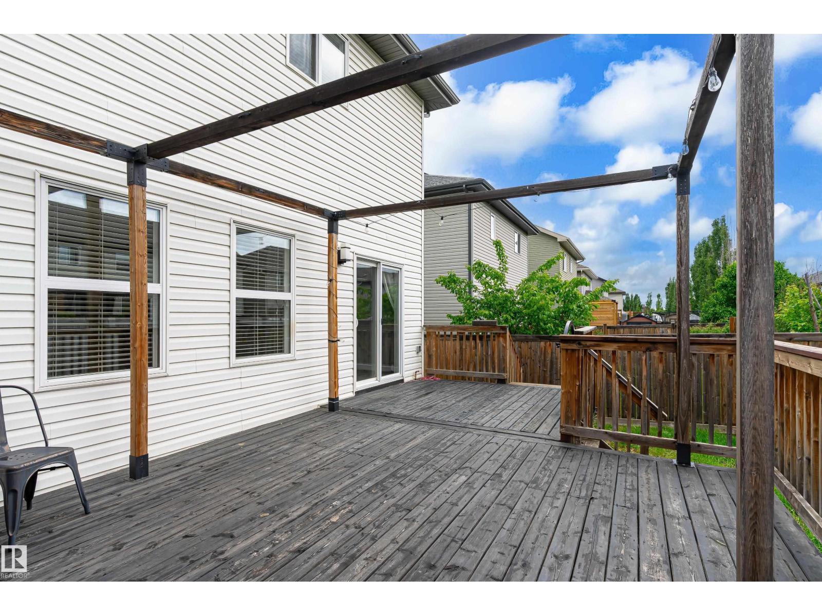102 MEADOWLAND WY - 39