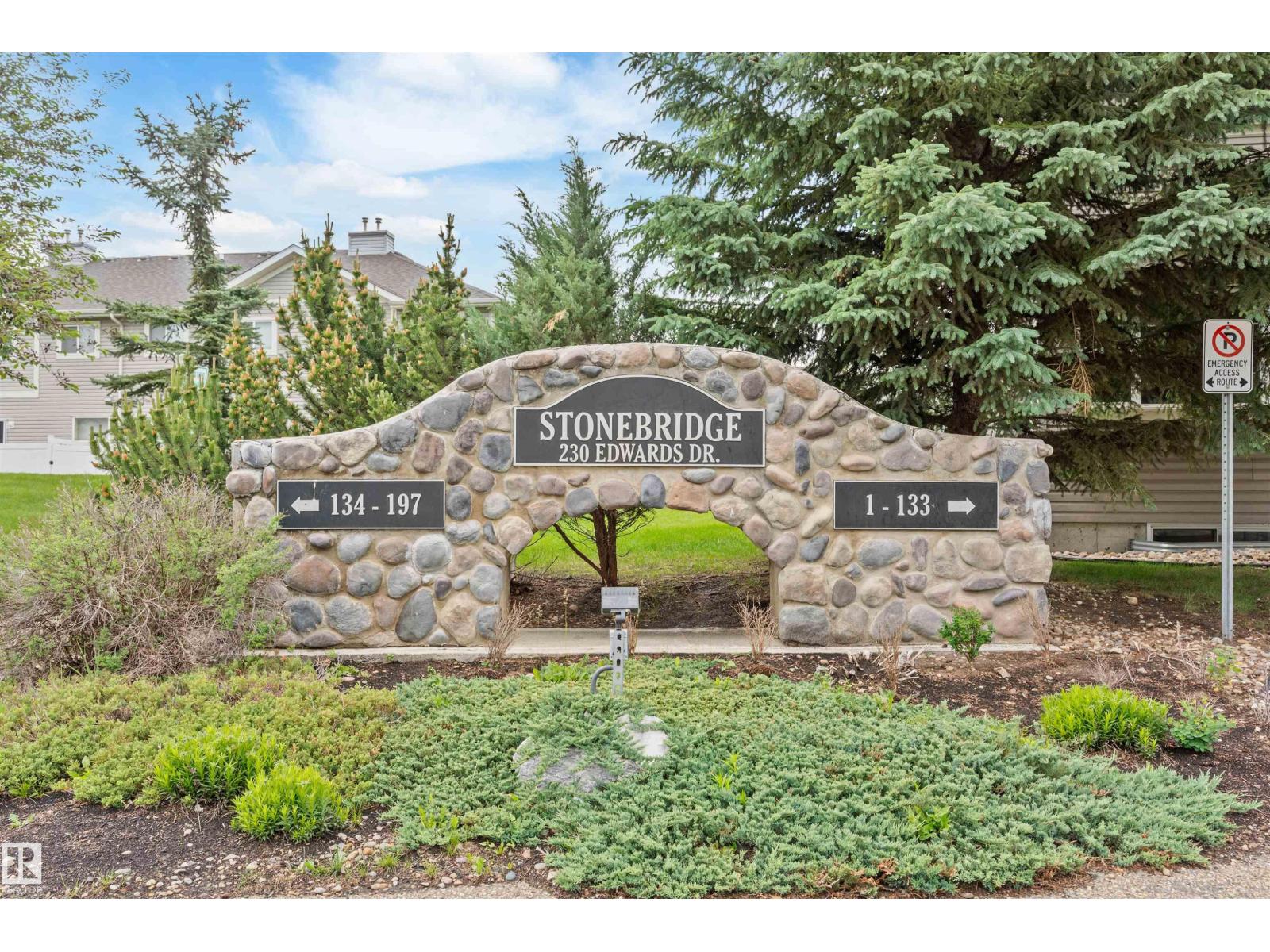#90 230 EDWARDS DR SW - 34