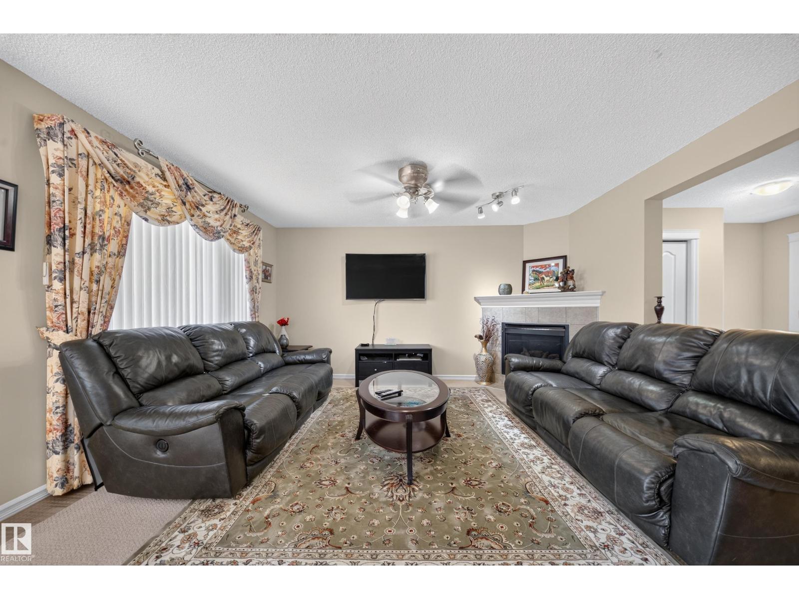 2518 33A AV NW - 16