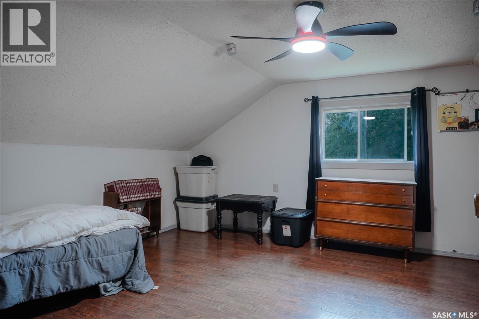 63001 Range ROAD - 18