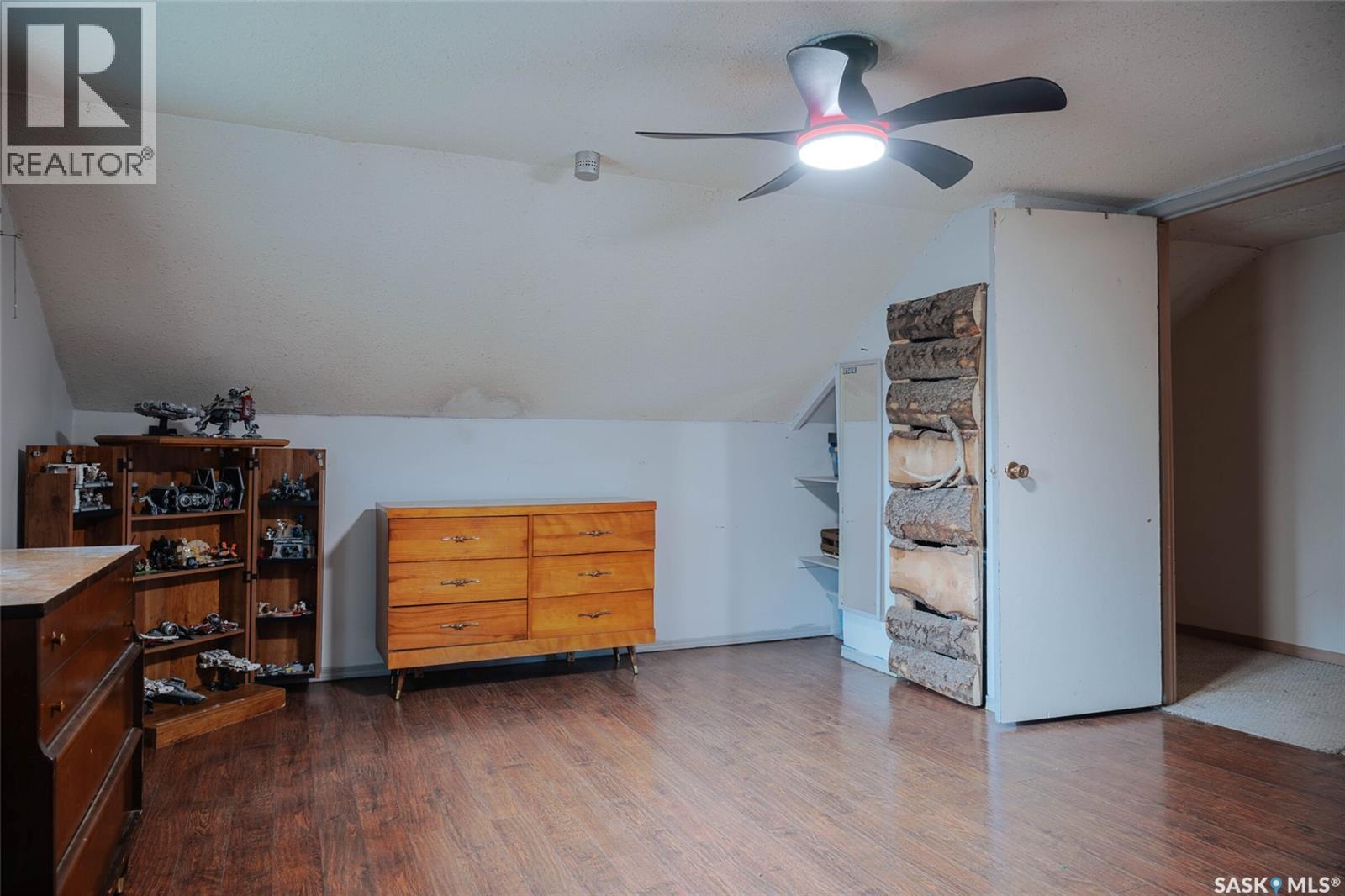 63001 Range ROAD - 19