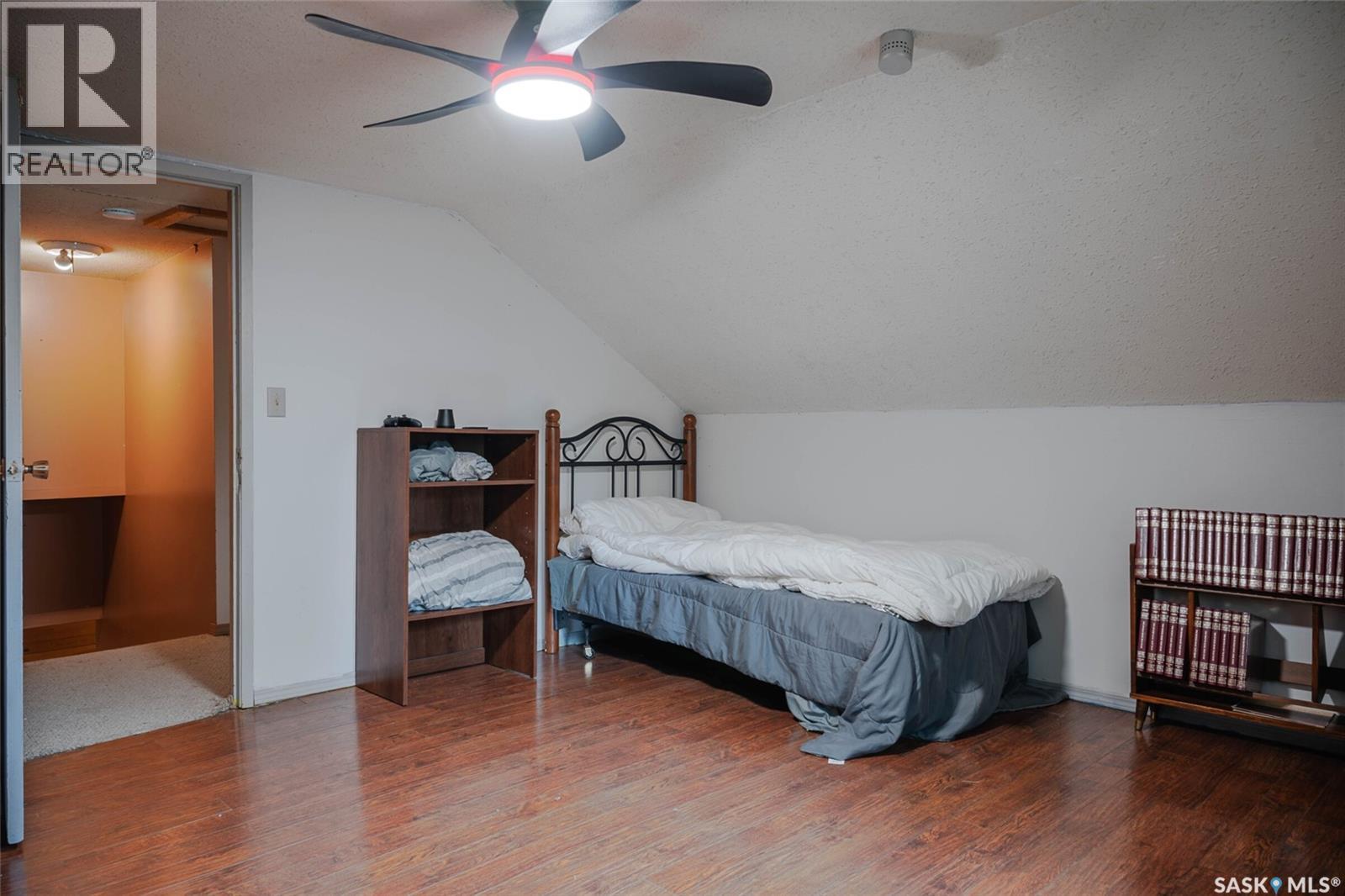 63001 Range ROAD - 20