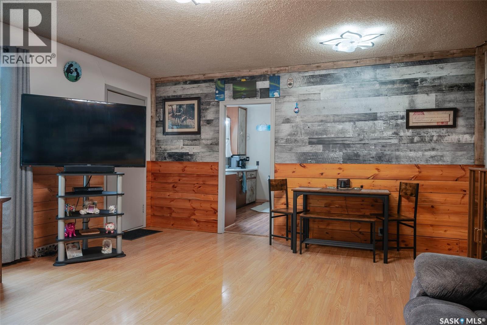 63001 Range ROAD - 8