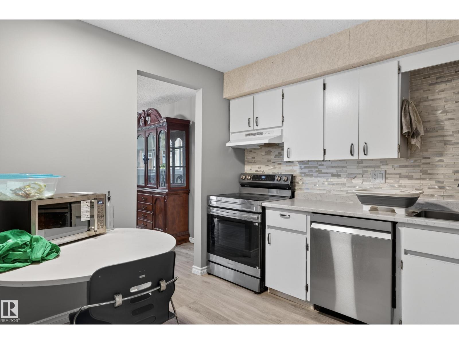 13445 40 ST NW NW - 18