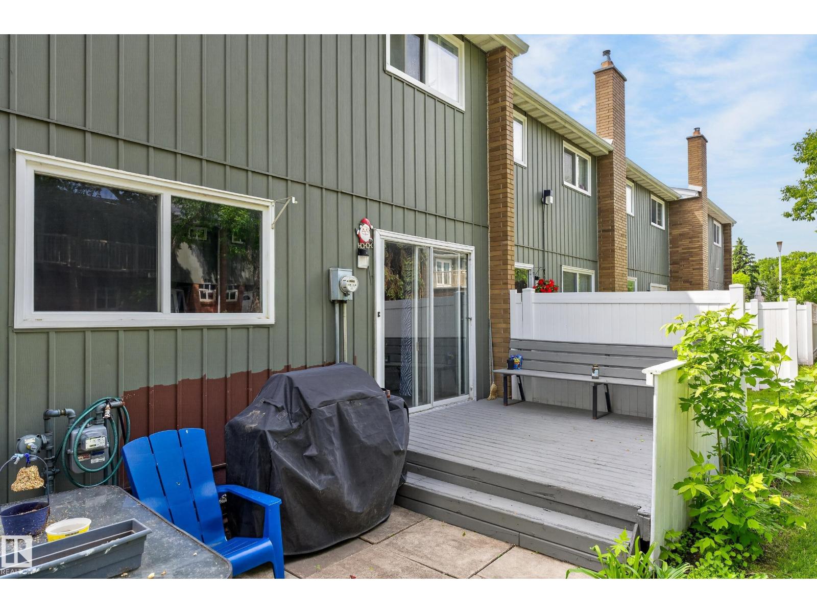 13445 40 ST NW NW - 47