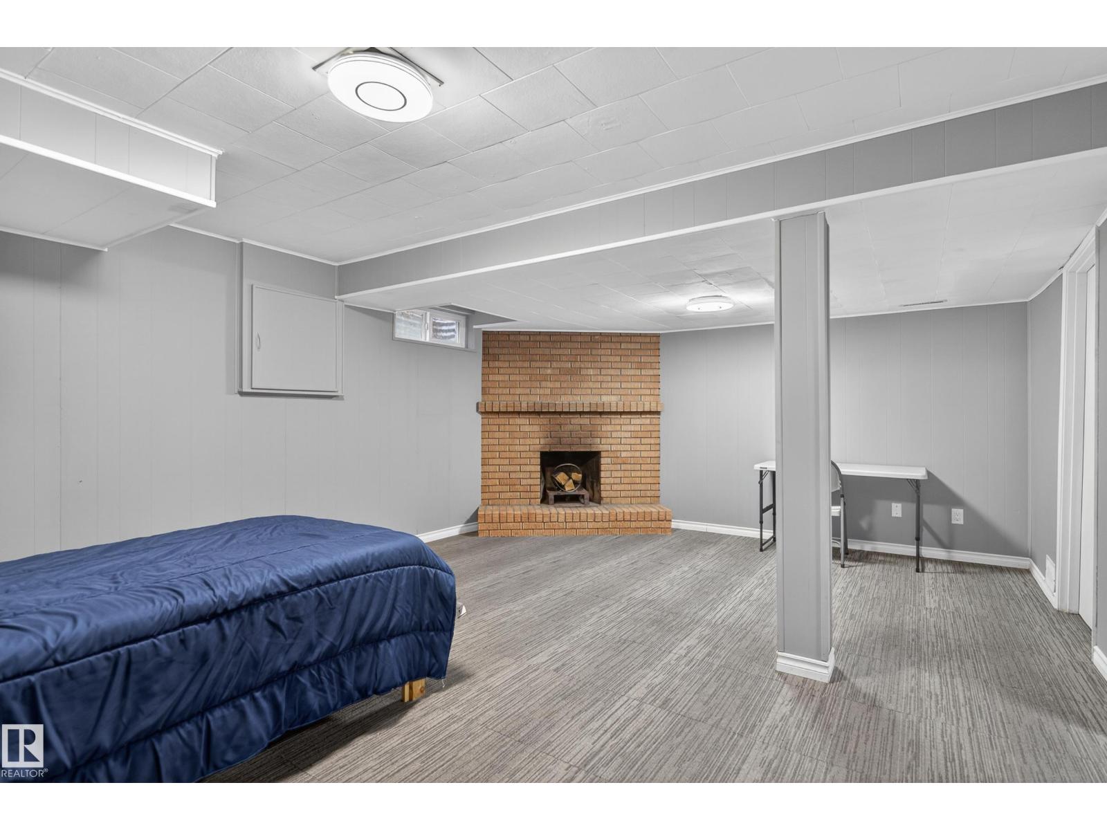 13445 40 ST NW NW - 24