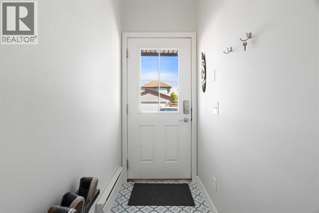 2205, 230 Eversyde Boulevard SW photo 2