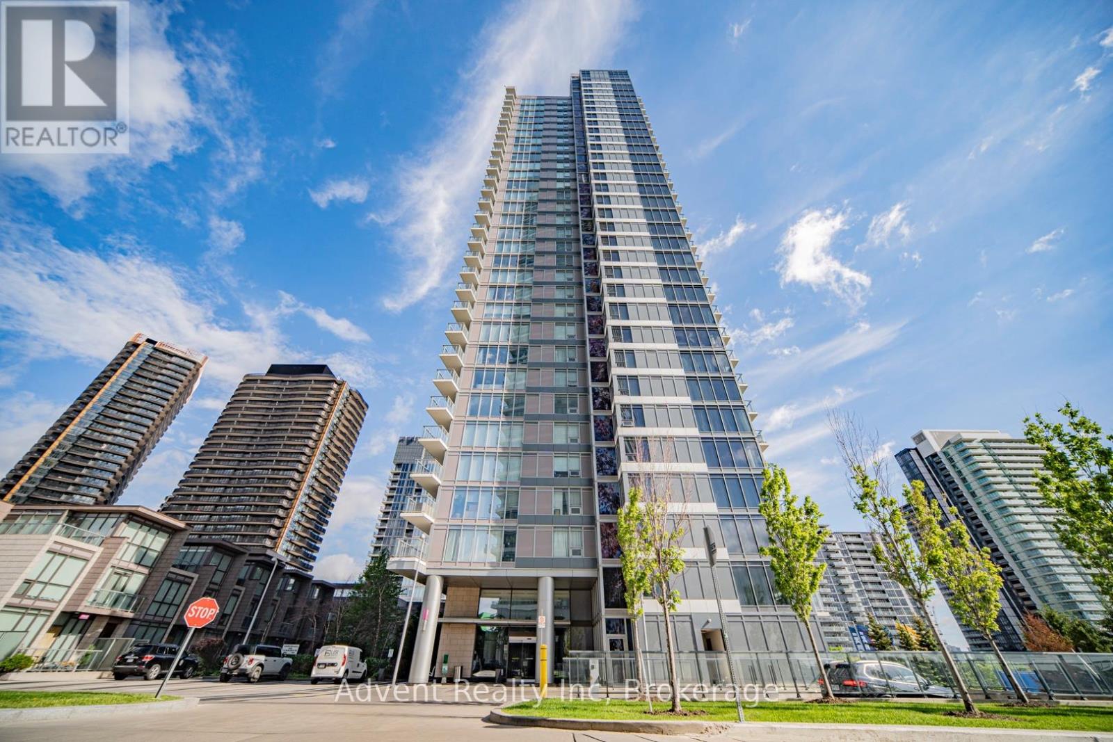 #3008 121 MCMAHON DRIVE - 26