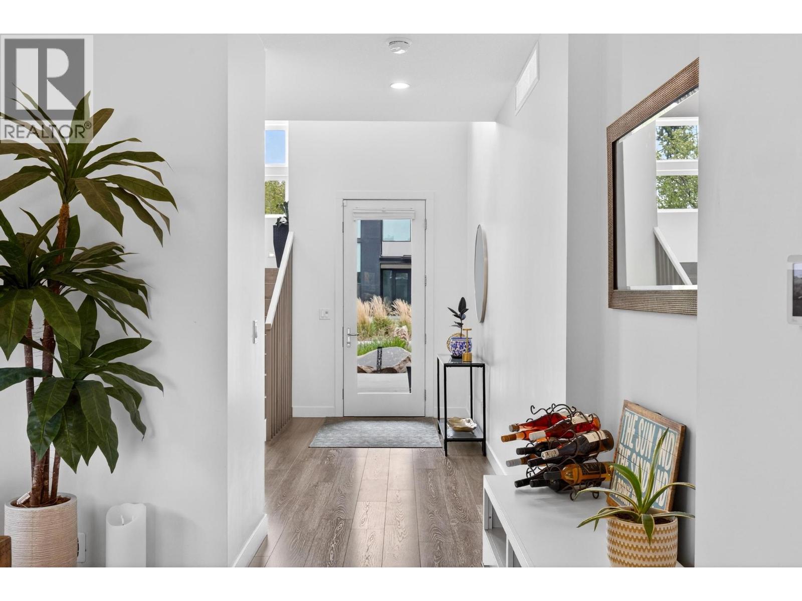 1273 Modern Place - 11