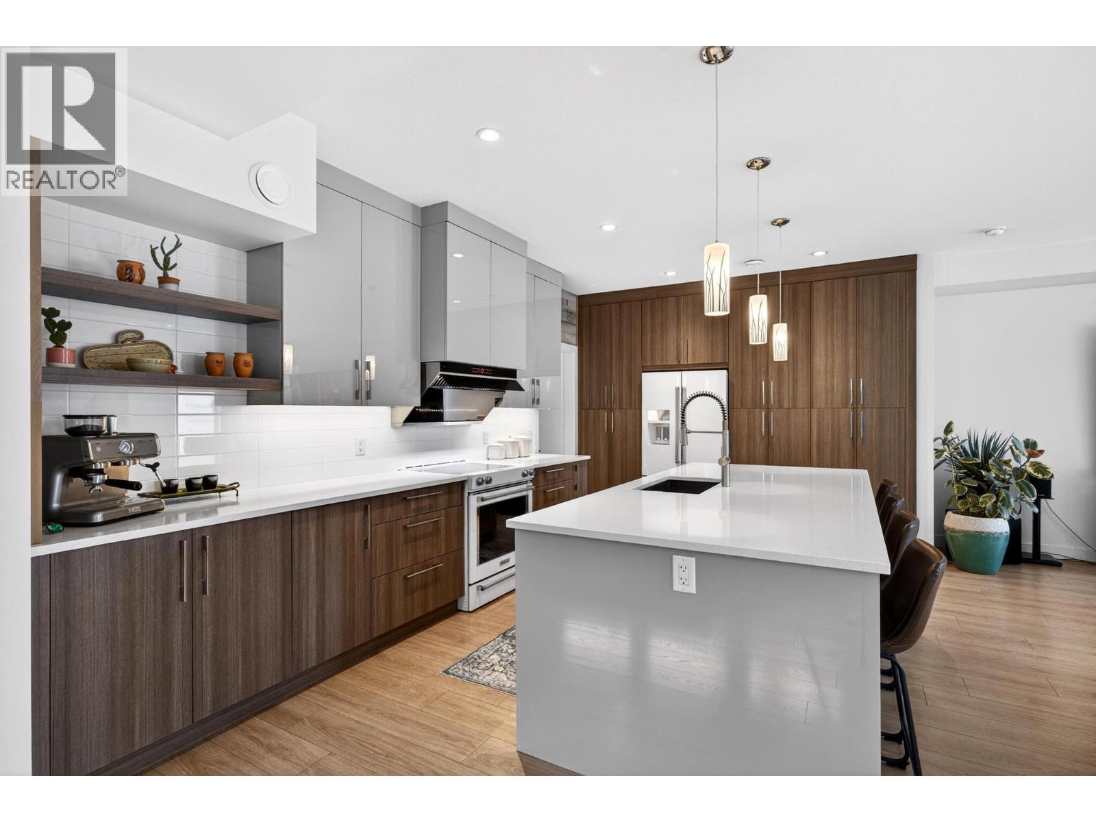 1273 Modern Place - 15