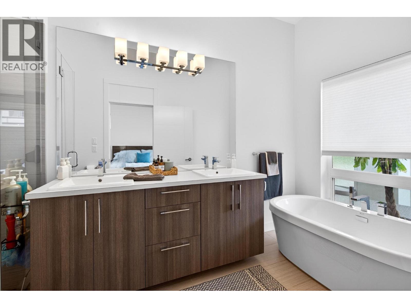 1273 Modern Place - 26
