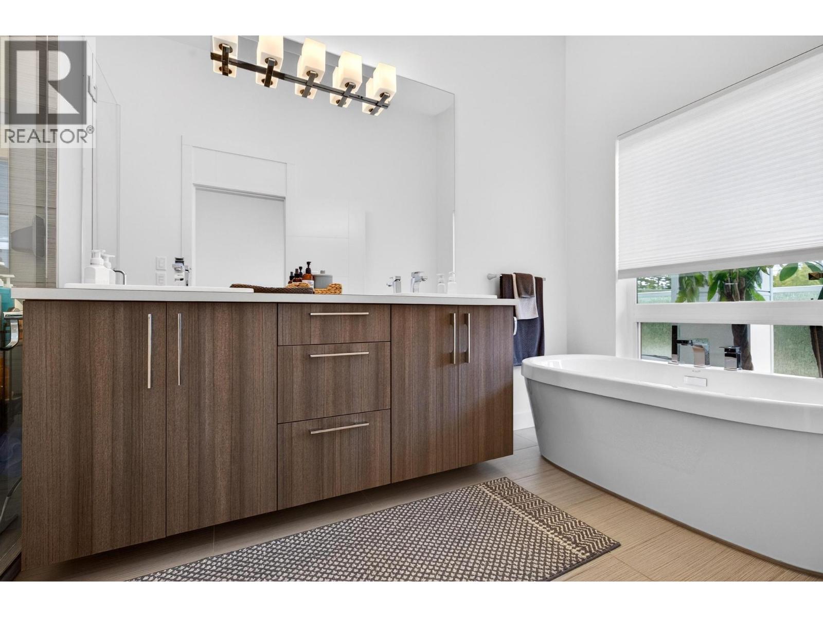 1273 Modern Place - 27
