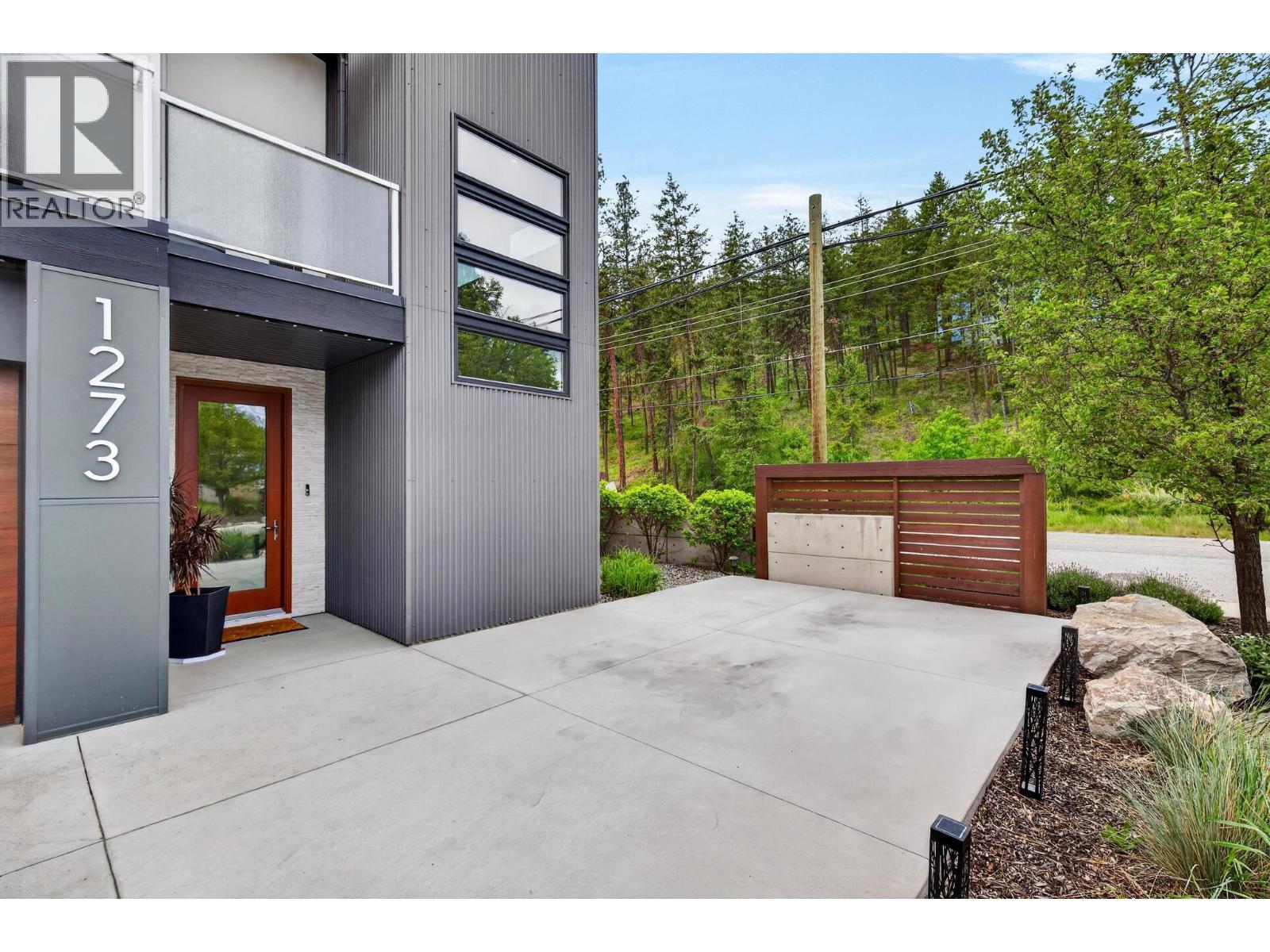 1273 Modern Place - 42