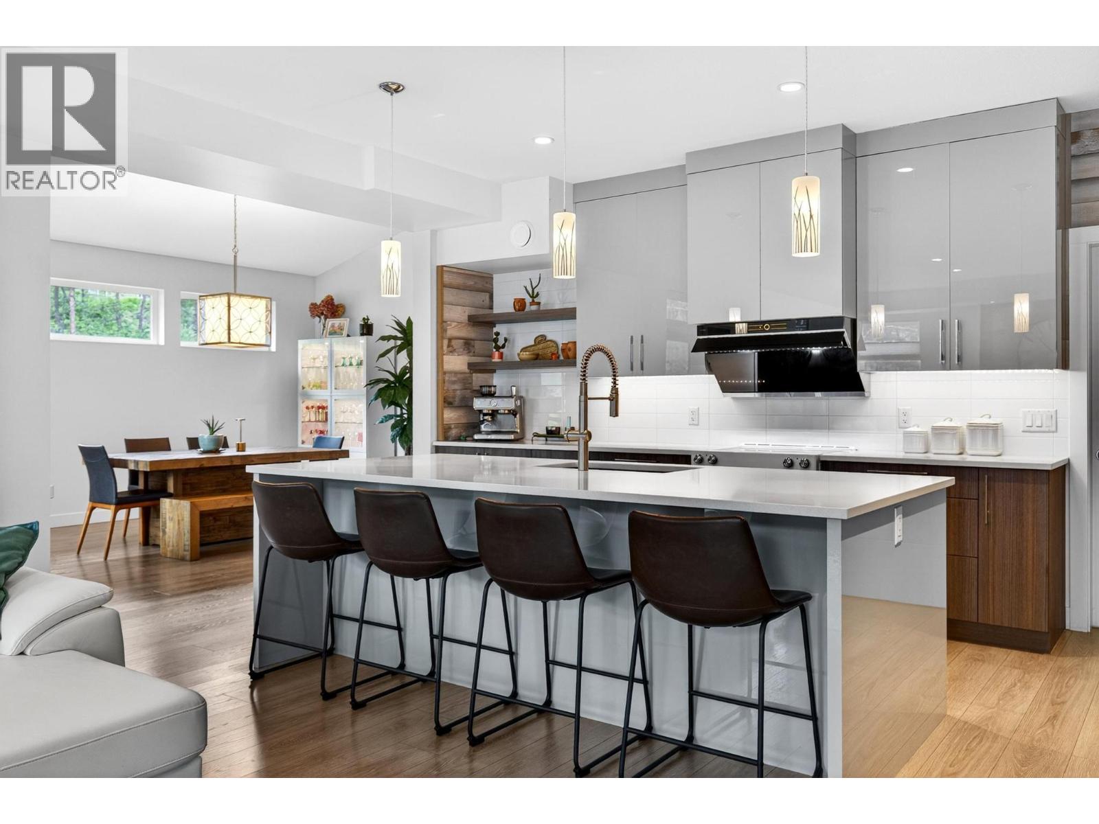 1273 Modern Place - 7