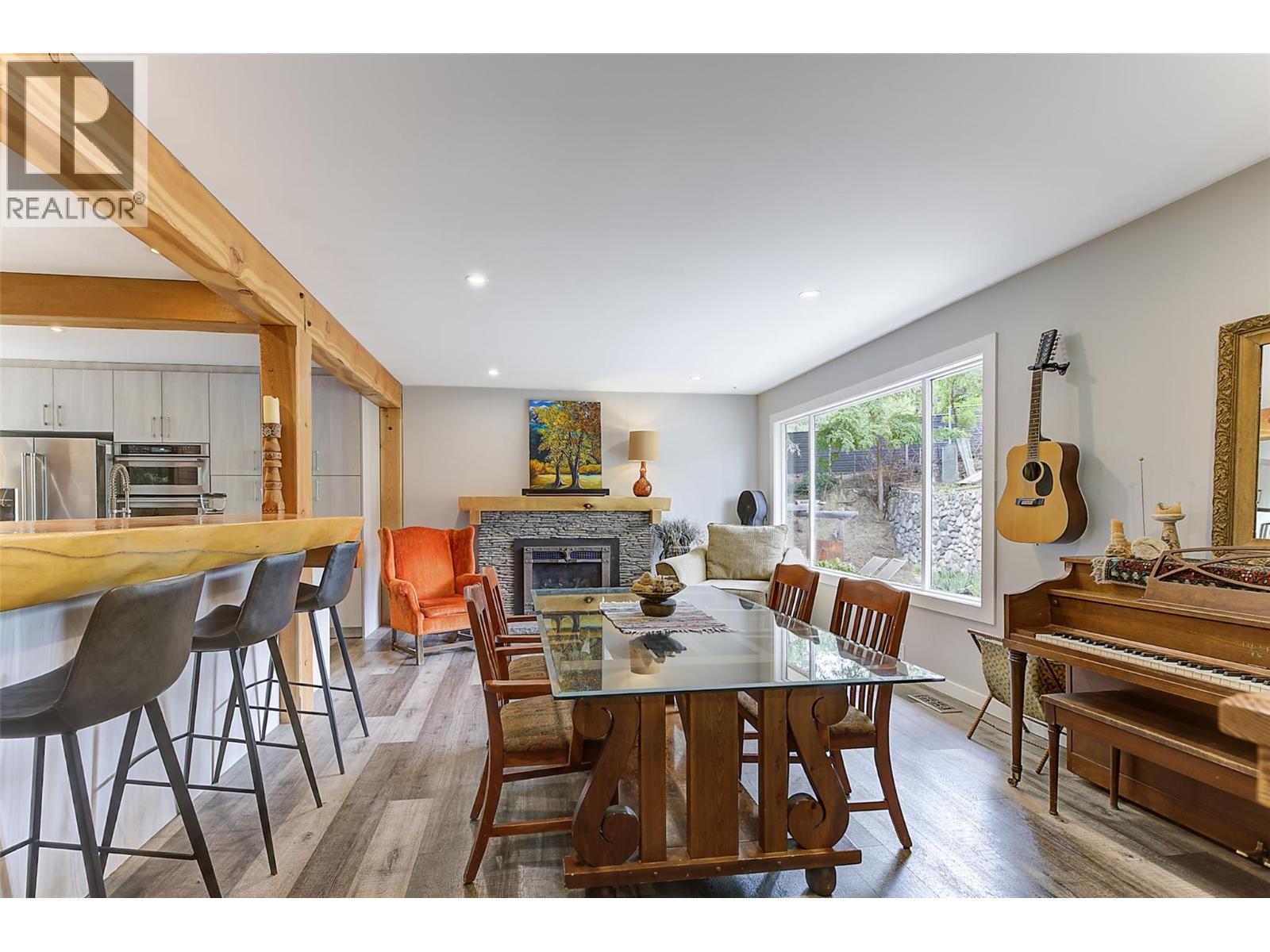 1180 Kelview Street, Kelowna