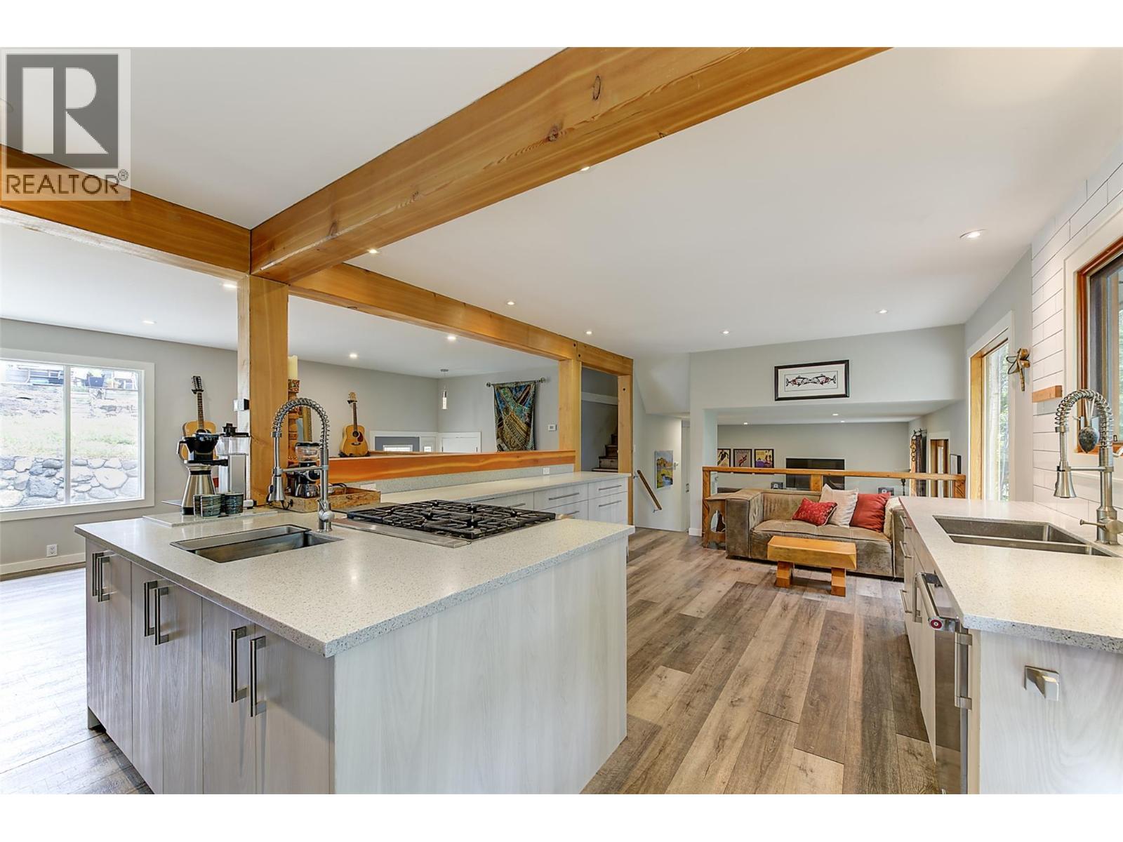 1180 Kelview Street, Kelowna