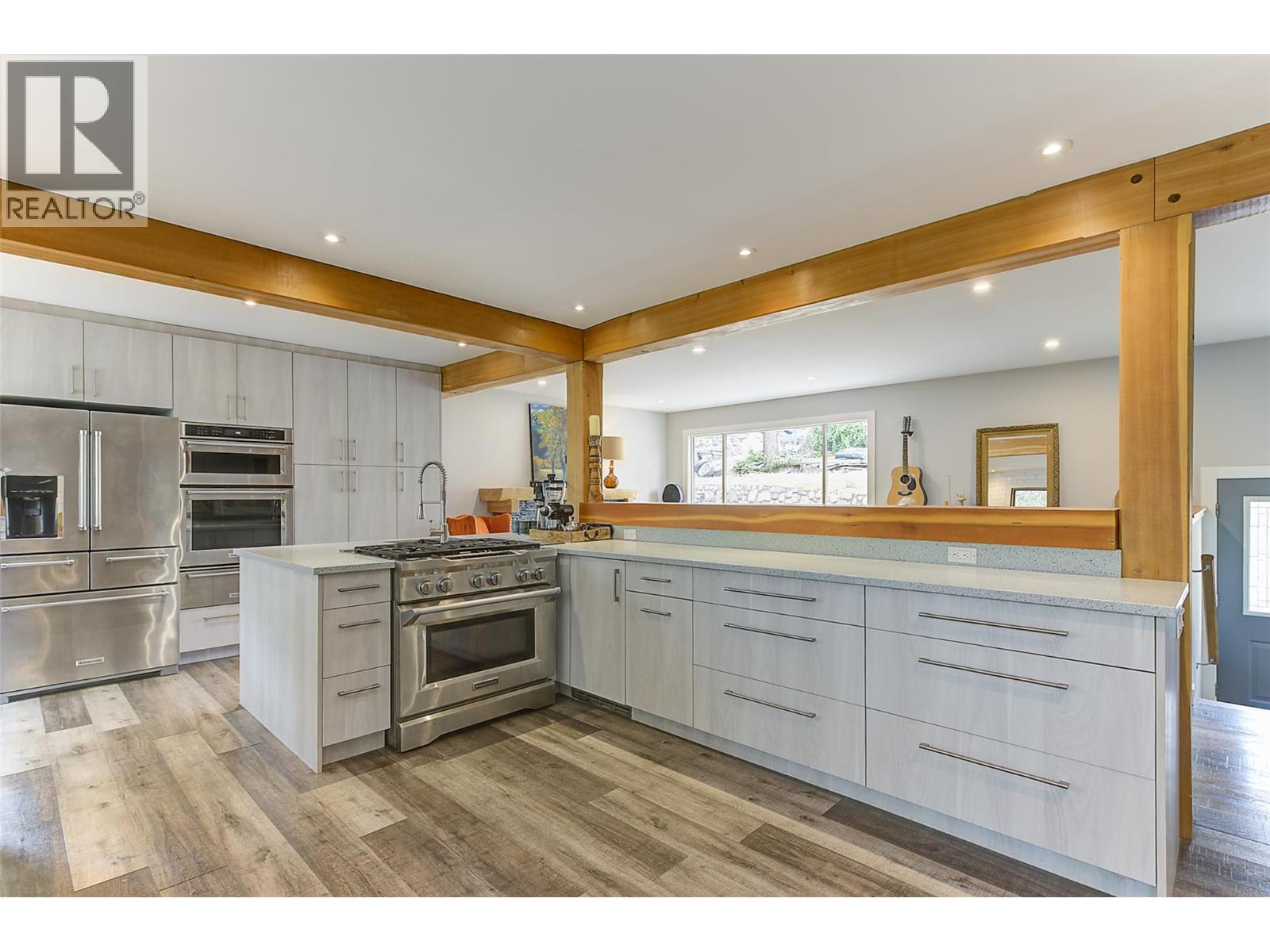 1180 Kelview Street, Kelowna