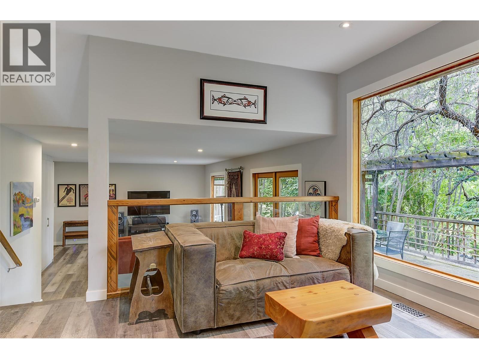 1180 Kelview Street, Kelowna