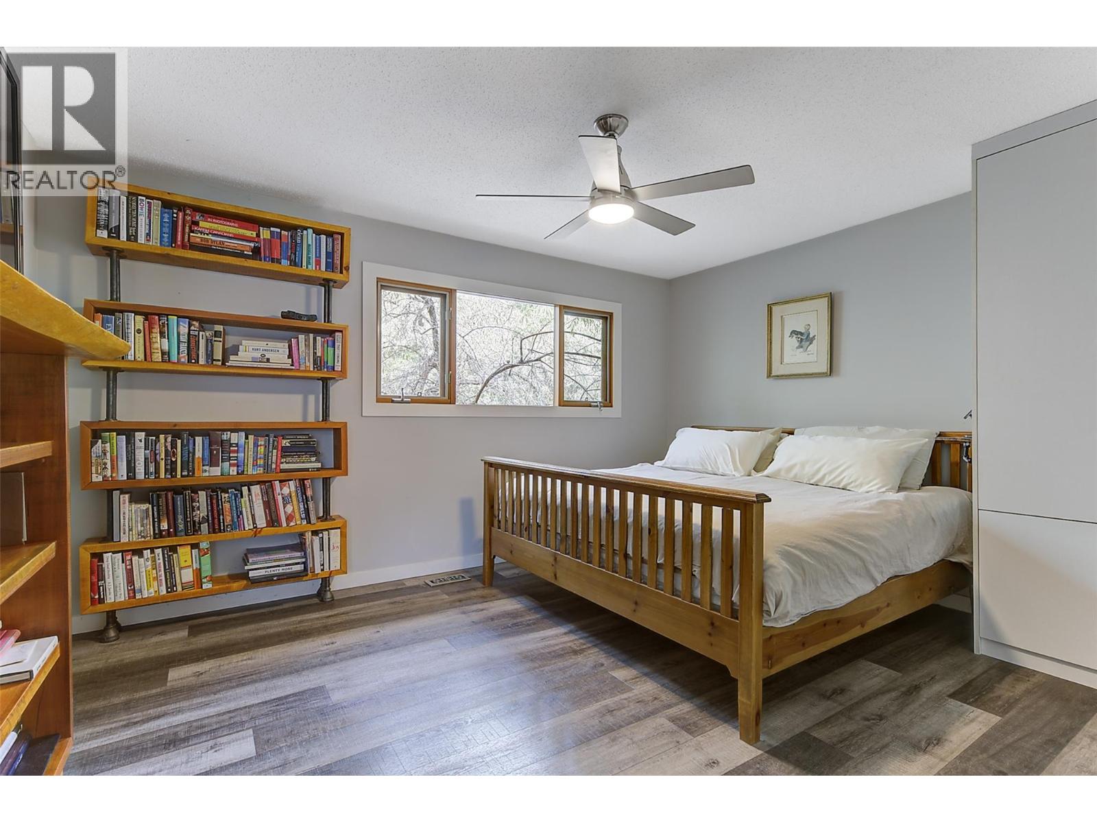 1180 Kelview Street, Kelowna