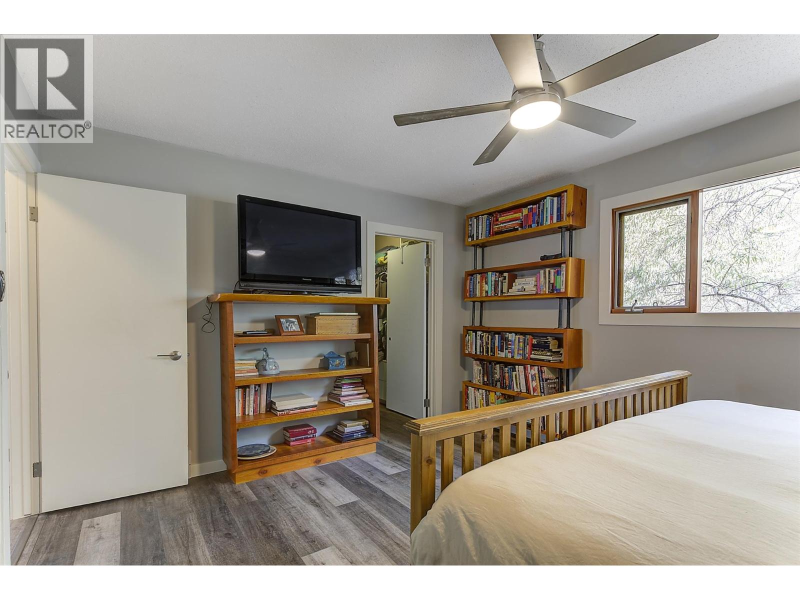 1180 Kelview Street, Kelowna