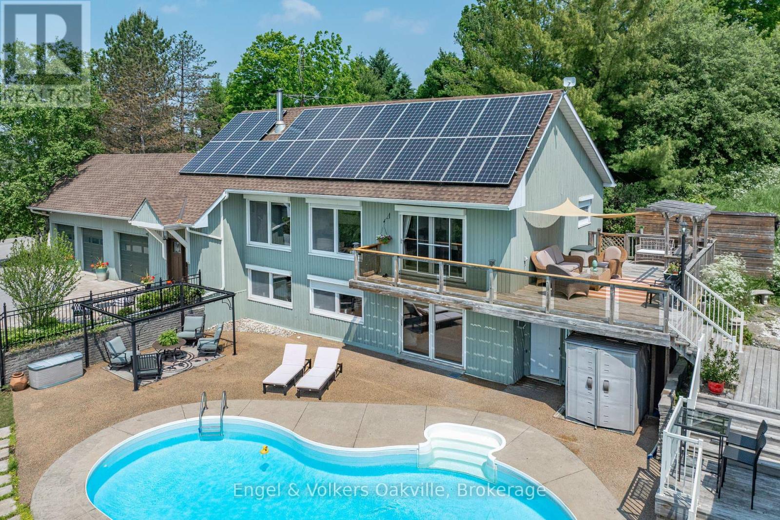 330 MOUNTSBERG ROAD - 21