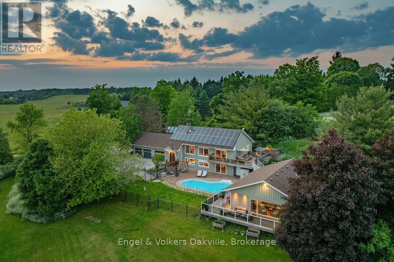 330 MOUNTSBERG ROAD - 3