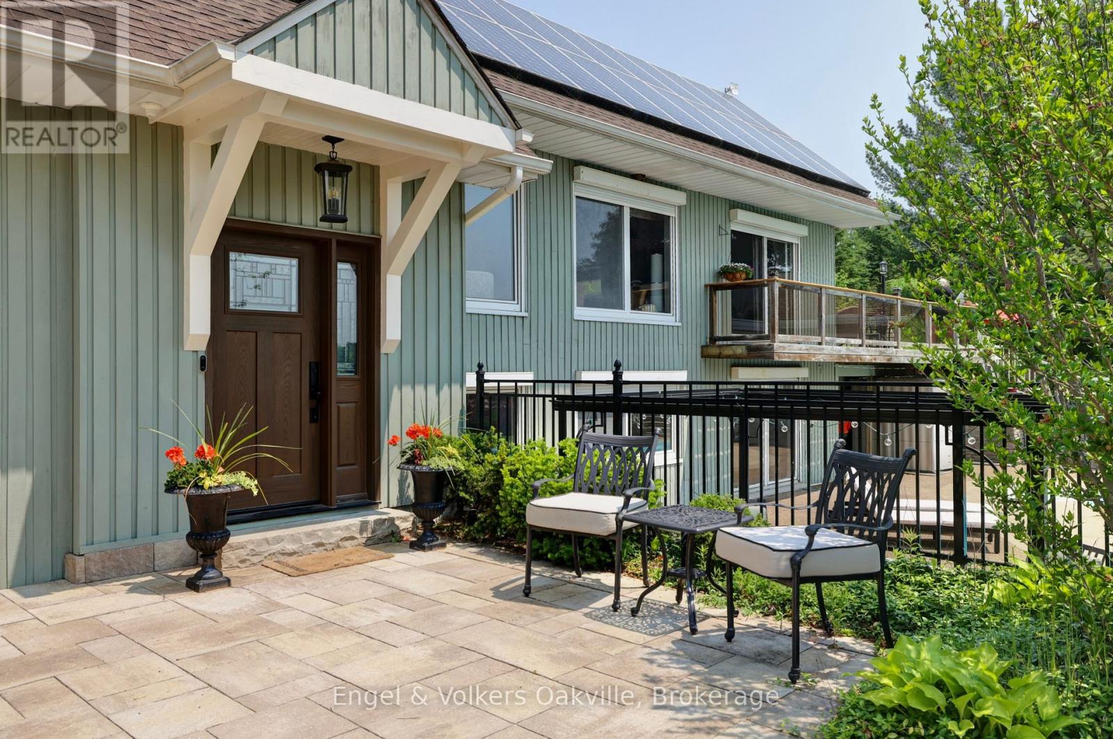 330 MOUNTSBERG ROAD - 4