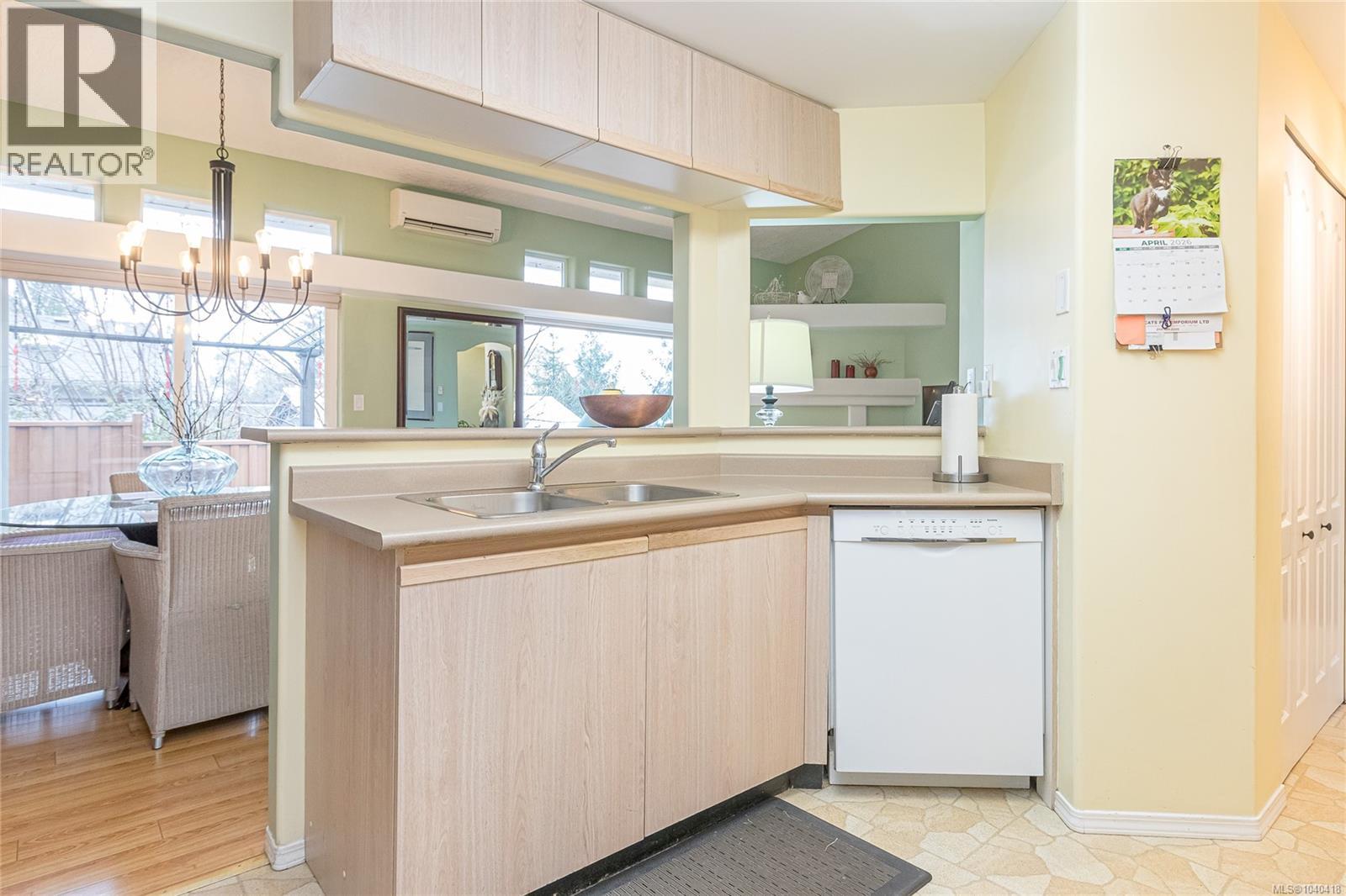 #38 9933 Chemainus Rd - 14