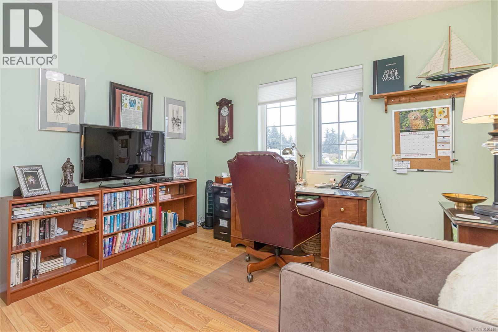 #38 9933 Chemainus Rd - 23