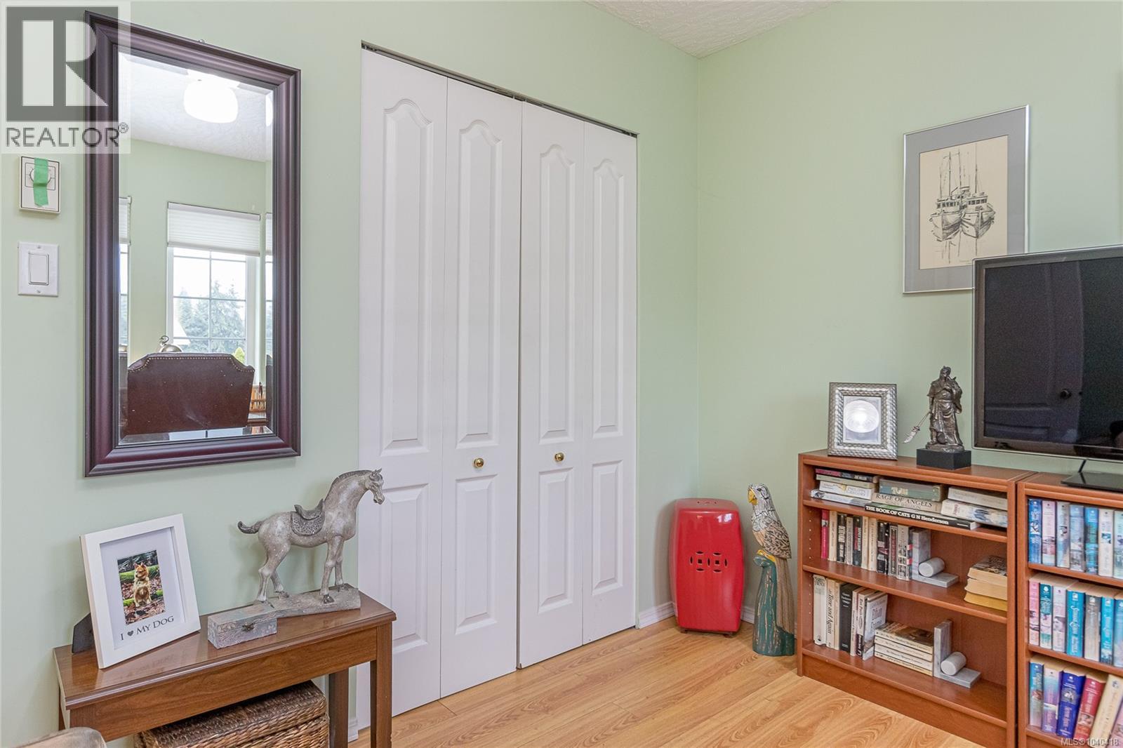 #38 9933 Chemainus Rd - 24