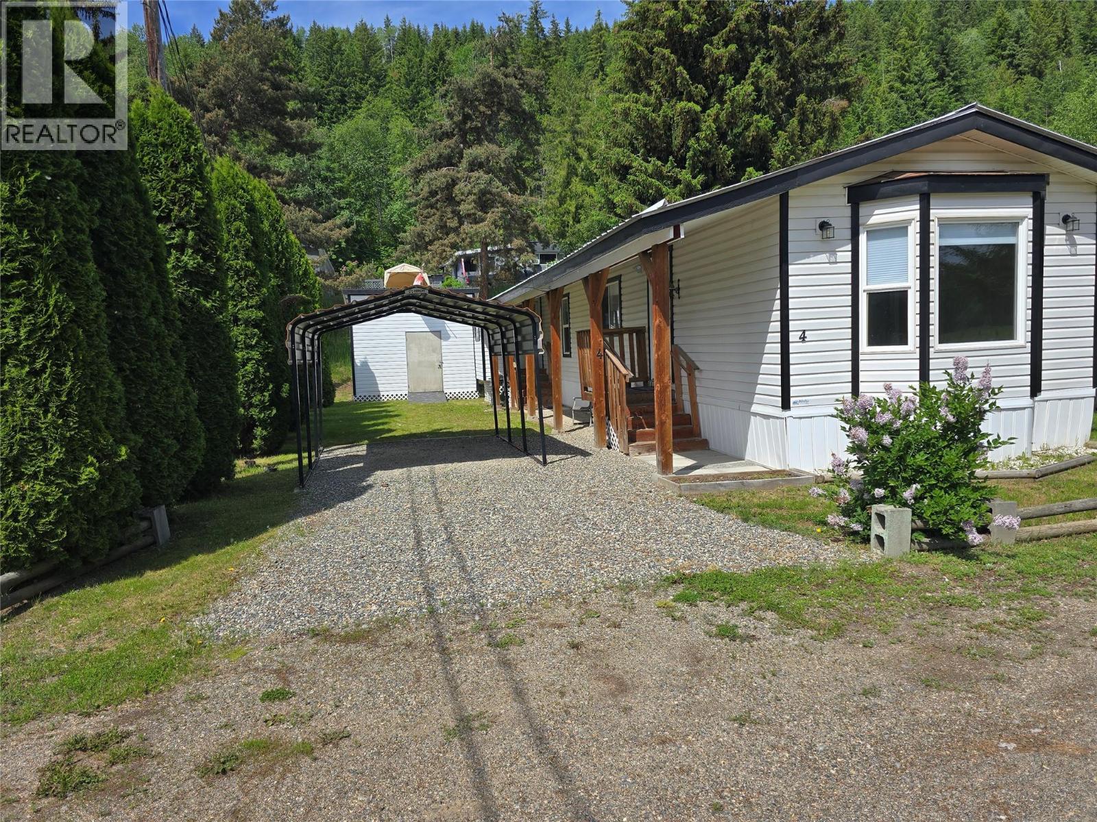 #4 851 Old N Thompson Highway - 1