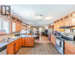 3pc Ensuite bath - 759 Government Street, Penticton, BC V2A4T5 Photo 13