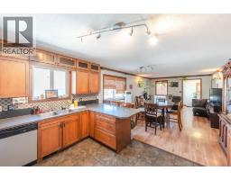 Kitchen - 759 Government Street, Penticton, BC V2A4T5 Photo 14
