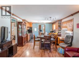 Living room - 759 Government Street, Penticton, BC V2A4T5 Photo 6