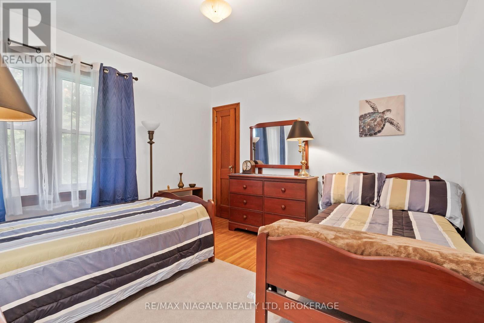 63 WILTON AVENUE - 12