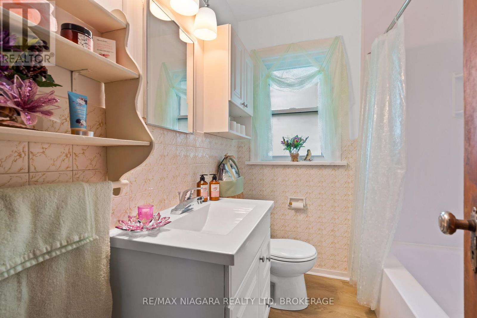 63 WILTON AVENUE - 14