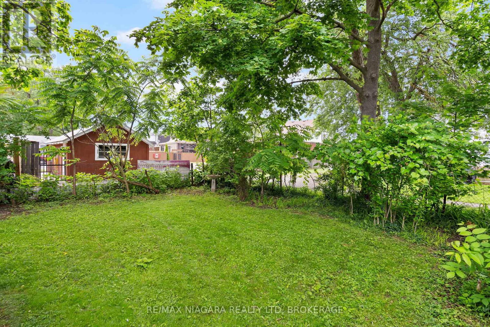 63 WILTON AVENUE - 22