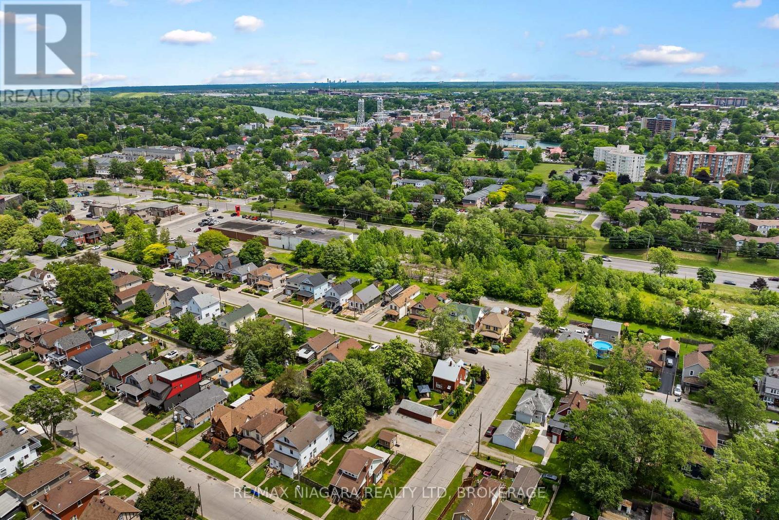 63 WILTON AVENUE - 30