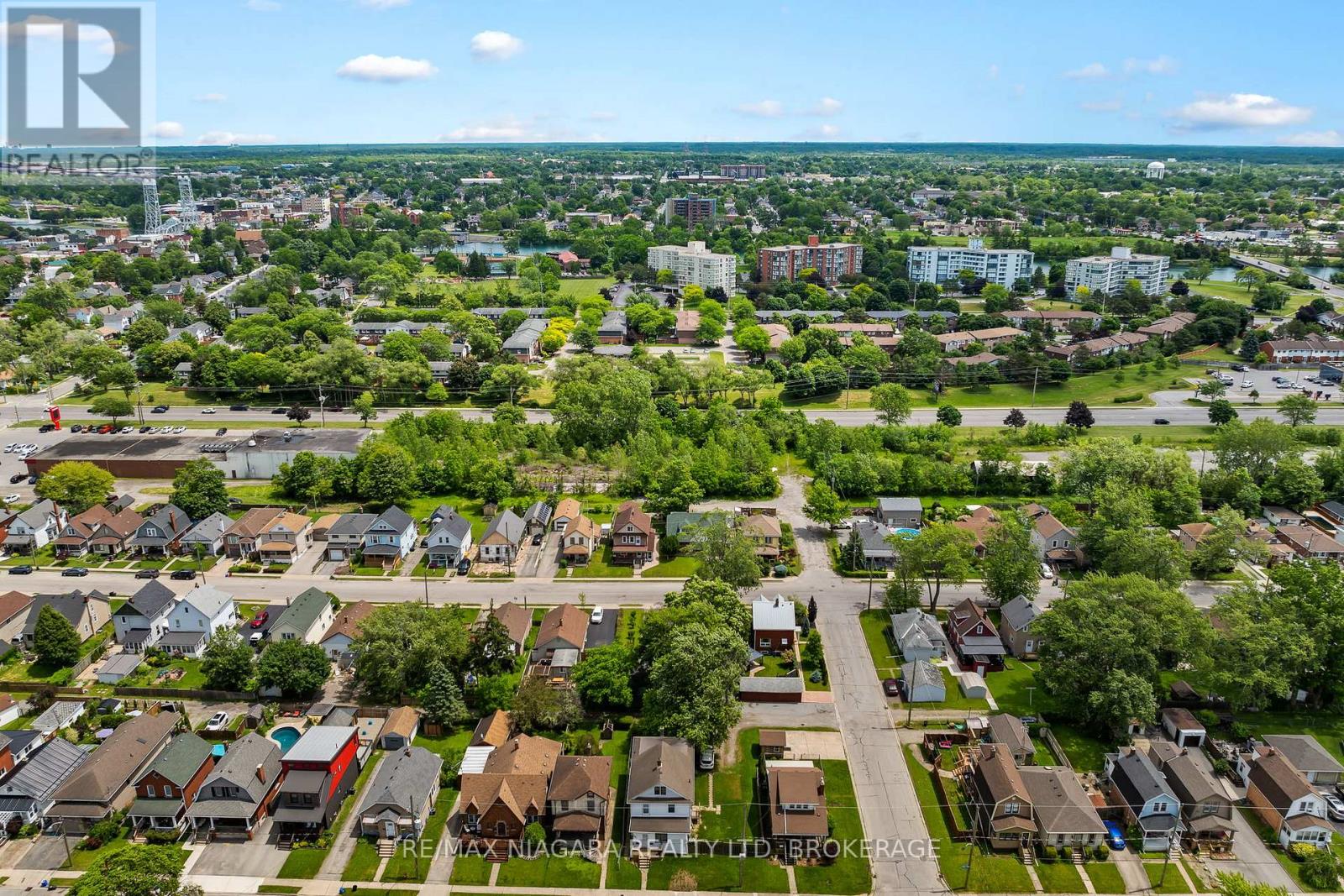 63 WILTON AVENUE - 31