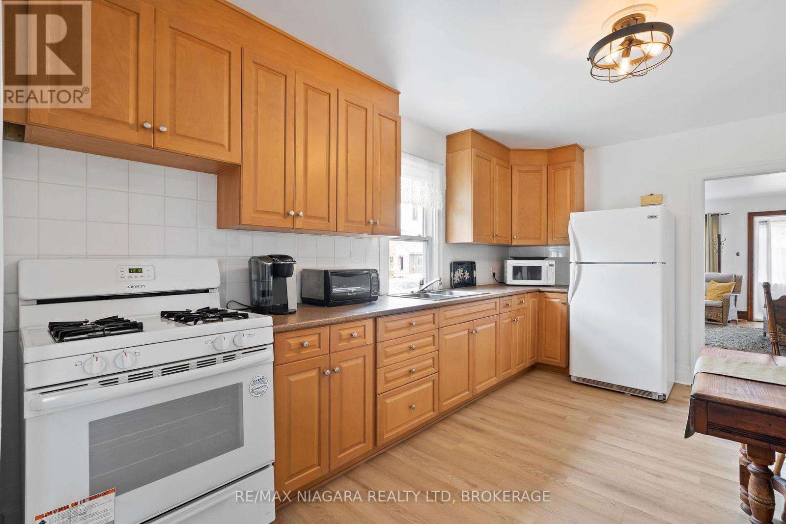 63 WILTON AVENUE - 7